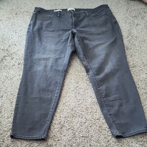 Universal Thread Charcoal Ankle Jeans